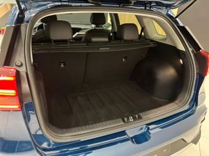 Kia Niro 1.6 GDi HEV 104kW (141CV) Emotion  - Foto 10