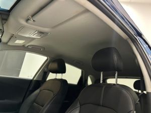 Kia Niro 1.6 GDi HEV 104kW (141CV) Emotion  - Foto 24