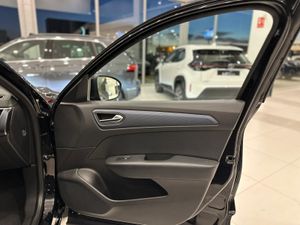 Renault Arkana 1.3 TCE MHEV 140 CORPORATE EDITION EDC  - Foto 31