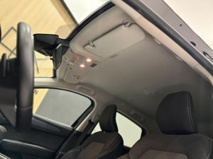 Renault Arkana 1.3 TCE MHEV 140 CORPORATE EDITION EDC  - Foto 21