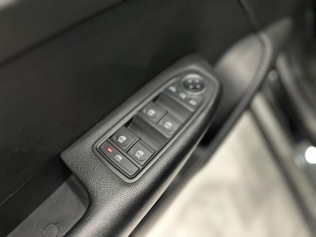 Renault Arkana 1.3 TCE MHEV 140 CORPORATE EDITION EDC  - Foto 32