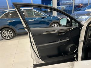 Lexus NX  SUV HYBRID LUXURY 4WD  - Foto 42