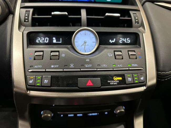 Lexus NX  SUV HYBRID LUXURY 4WD  - Foto 27