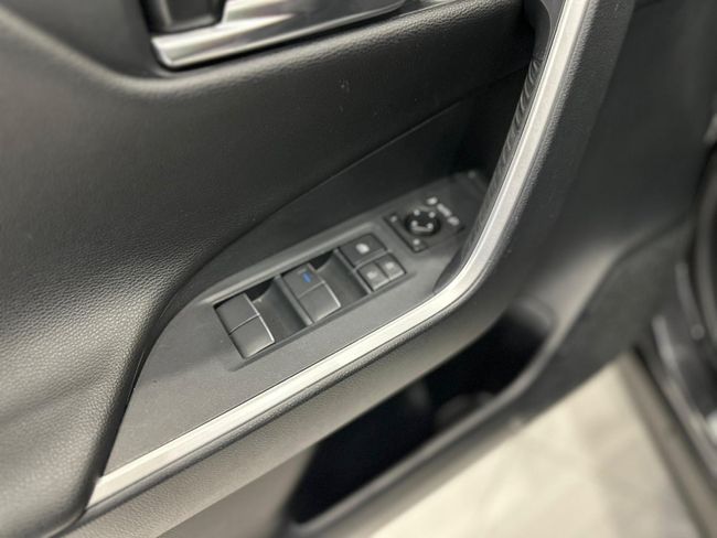 Toyota Rav4  Hybride 2WD 218ch BLACK LINE  - Foto 32