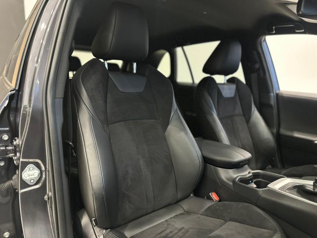 Toyota Rav4  Hybride 2WD 218ch BLACK LINE  - Foto 29