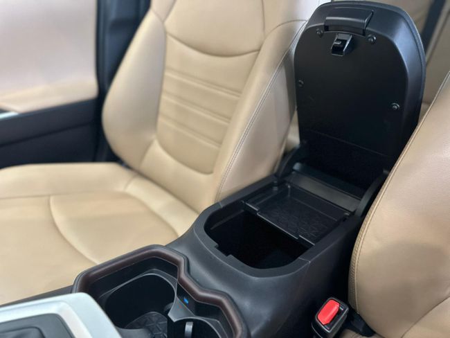 Toyota Rav4 HYBRIDE 218ch LUXURY 2WD  - Foto 32