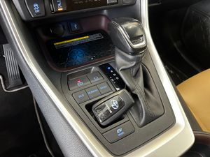 Toyota Rav4 HYBRIDE 218ch LUXURY 2WD  - Foto 19