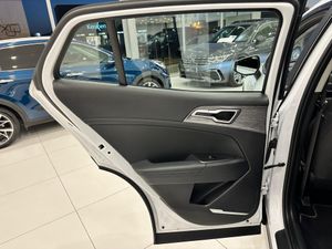 Kia Sportage 1.6 TGDI 160CV BUSSINES DCT  - Foto 30