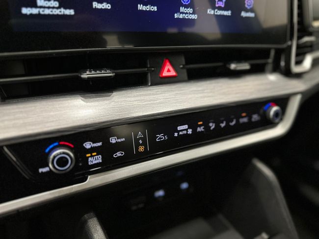 Kia Sportage 1.6 TGDI 160CV BUSSINES DCT  - Foto 19