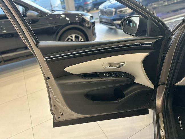 Hyundai Tucson 1.6 TGDI 169kW (230CV) HEV Style Aut 4x4  - Foto 38