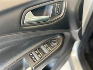 Ford Kuga Trend+ 1.5 EcoBoost 88kW (120CV) 4x2  - Foto 25