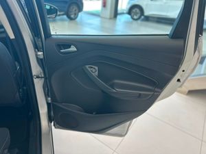 Ford Kuga Trend+ 1.5 EcoBoost 88kW (120CV) 4x2  - Foto 34