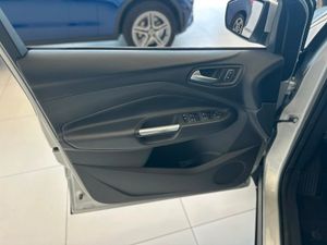 Ford Kuga Trend+ 1.5 EcoBoost 88kW (120CV) 4x2  - Foto 31