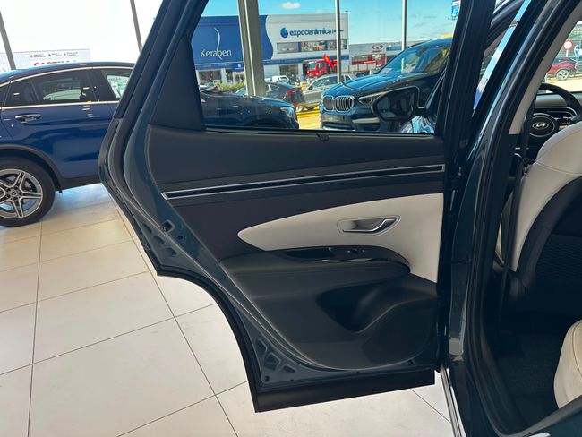 Hyundai Tucson 1.6 TGDI 169kW (230CV) HEV Style Aut 4x4  - Foto 47