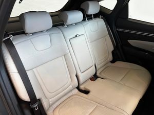 Hyundai Tucson 1.6 TGDI 169kW (230CV) HEV Style Aut 4x4  - Foto 40