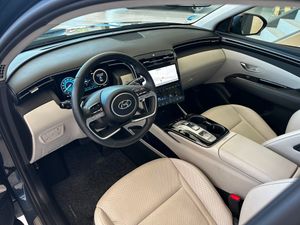 Hyundai Tucson 1.6 TGDI 169kW (230CV) HEV Style Aut 4x4  - Foto 24