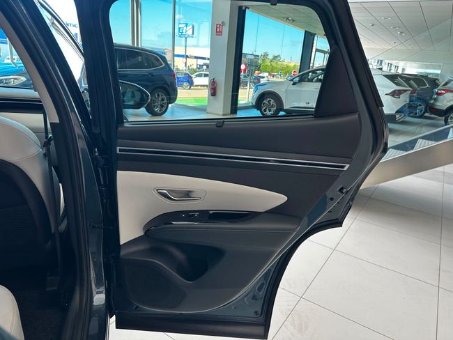 Hyundai Tucson 1.6 TGDI 169kW (230CV) HEV Style Aut 4x4  - Foto 49