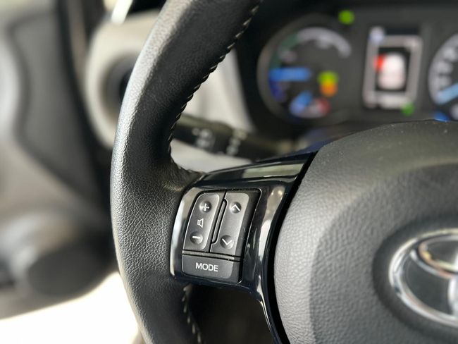 Toyota Yaris 1.5 HYBRID ACTIVE 100CV  - Foto 16
