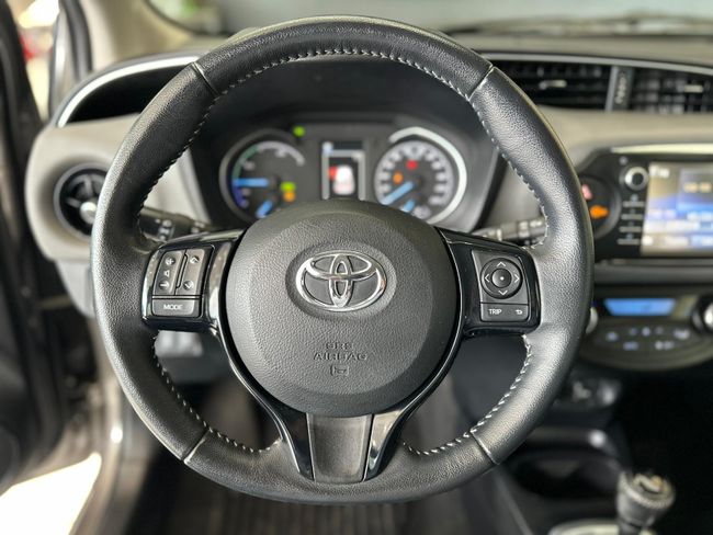 Toyota Yaris 1.5 HYBRID ACTIVE 100CV  - Foto 14