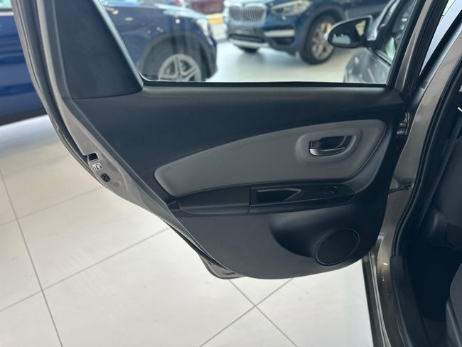 Toyota Yaris 1.5 HYBRID ACTIVE 100CV  - Foto 33