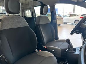 Fiat Panda Van Hybrid 1.0 GSE  - Foto 17