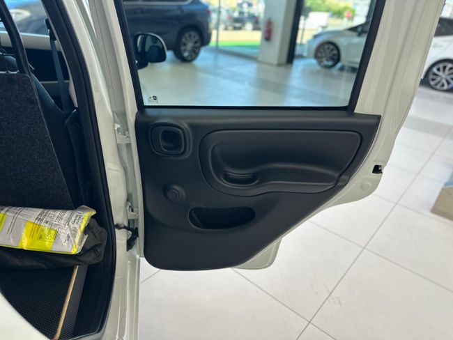 Fiat Panda Van Hybrid 1.0 GSE  - Foto 29