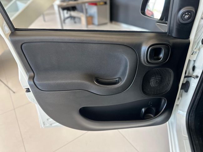 Fiat Panda Van Hybrid 1.0 GSE  - Foto 12