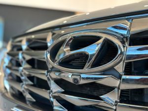 Hyundai Tucson 1.6 TGDI 230CV HEV STYLE AUT 4X4  - Foto 8