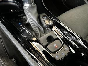 Toyota C-HR 2.0 180H Advance  - Foto 17