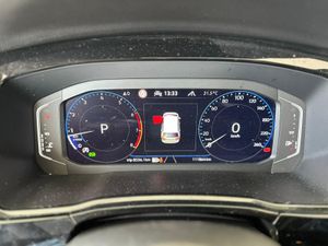 Volkswagen Touran Touran 1.5 TSI EVO 150ch R LINE DSG7  - Foto 18