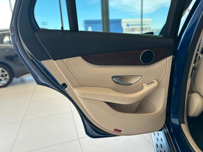 Mercedes Clase GLC 220 D 4 MATIC AVANTGARDE AUTO  - Foto 26