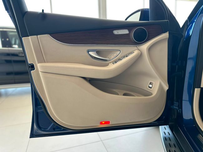 Mercedes Clase GLC 220 D 4 MATIC AVANTGARDE AUTO  - Foto 24