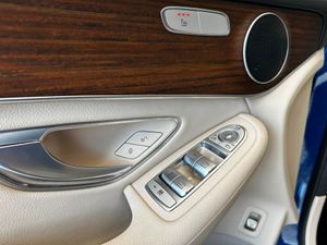 Mercedes Clase GLC 220 D 4 MATIC AVANTGARDE AUTO  - Foto 22