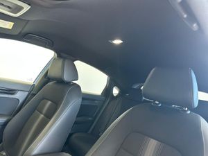 Honda Civic 2.0 i-MMD Sport CVT  - Foto 34