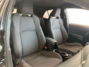 Toyota Corolla Berline Hybride 2.0 184h Active Tech  - Foto 21