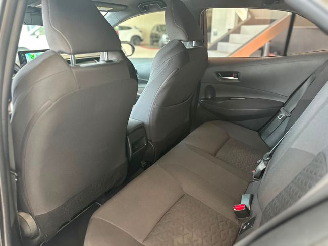 Toyota Corolla Berline Hybride 2.0 184h Active Tech  - Foto 24