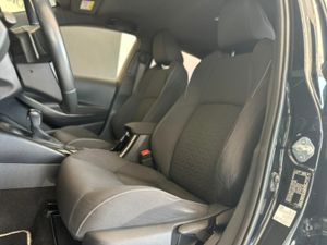 Toyota Corolla Berline Hybride 2.0 184h Active Tech  - Foto 23