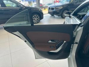 Mercedes CLA  220 D DCT 2.0 190CV  - Foto 24
