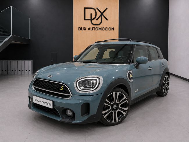 MINI Countryman Cooper SE 125ch + 95ch Yours ALL4 BVA6  - Foto 1