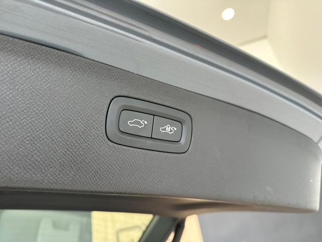Volvo XC90 2.0 B5 D AWD INSCRIPTION 235CV 7PL  - Foto 10