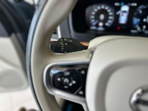 Volvo XC90 2.0 B5 D AWD INSCRIPTION 235CV 7PL  - Foto 17