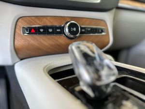 Volvo XC90 2.0 B5 D AWD INSCRIPTION 235CV 7PL  - Foto 22