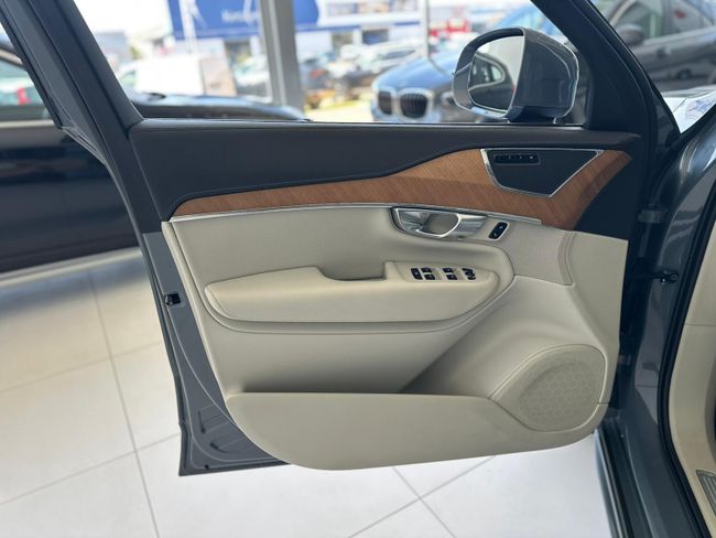 Volvo XC90 2.0 B5 D AWD INSCRIPTION 235CV 7PL  - Foto 34