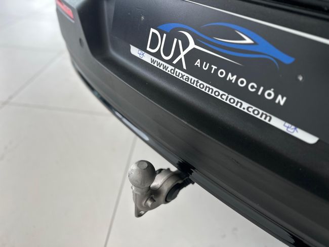 Volvo XC40 XC40 Plus B3 Dark Auto  - Foto 10