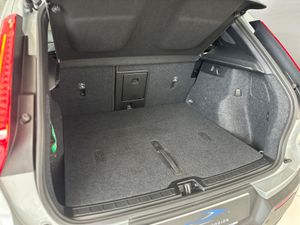 Volvo XC40 XC40 Plus B3 Dark Auto  - Foto 12