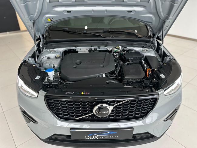 Volvo XC40 XC40 Plus B3 Dark Auto  - Foto 9