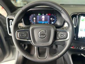 Volvo XC40 XC40 Plus B3 Dark Auto  - Foto 14