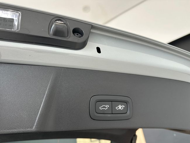 Volvo XC40 XC40 Plus B3 Dark Auto  - Foto 11
