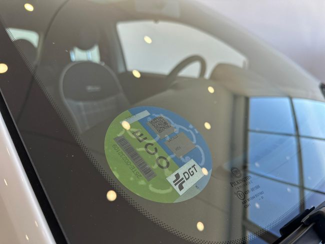 Fiat 500 500 1.0 Hybrid 51 kW DOLCE VITA  - Foto 4