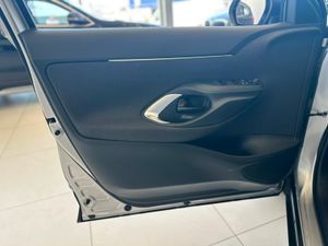 Toyota Yaris Cross Hybrid 120H Business Plus  - Foto 27